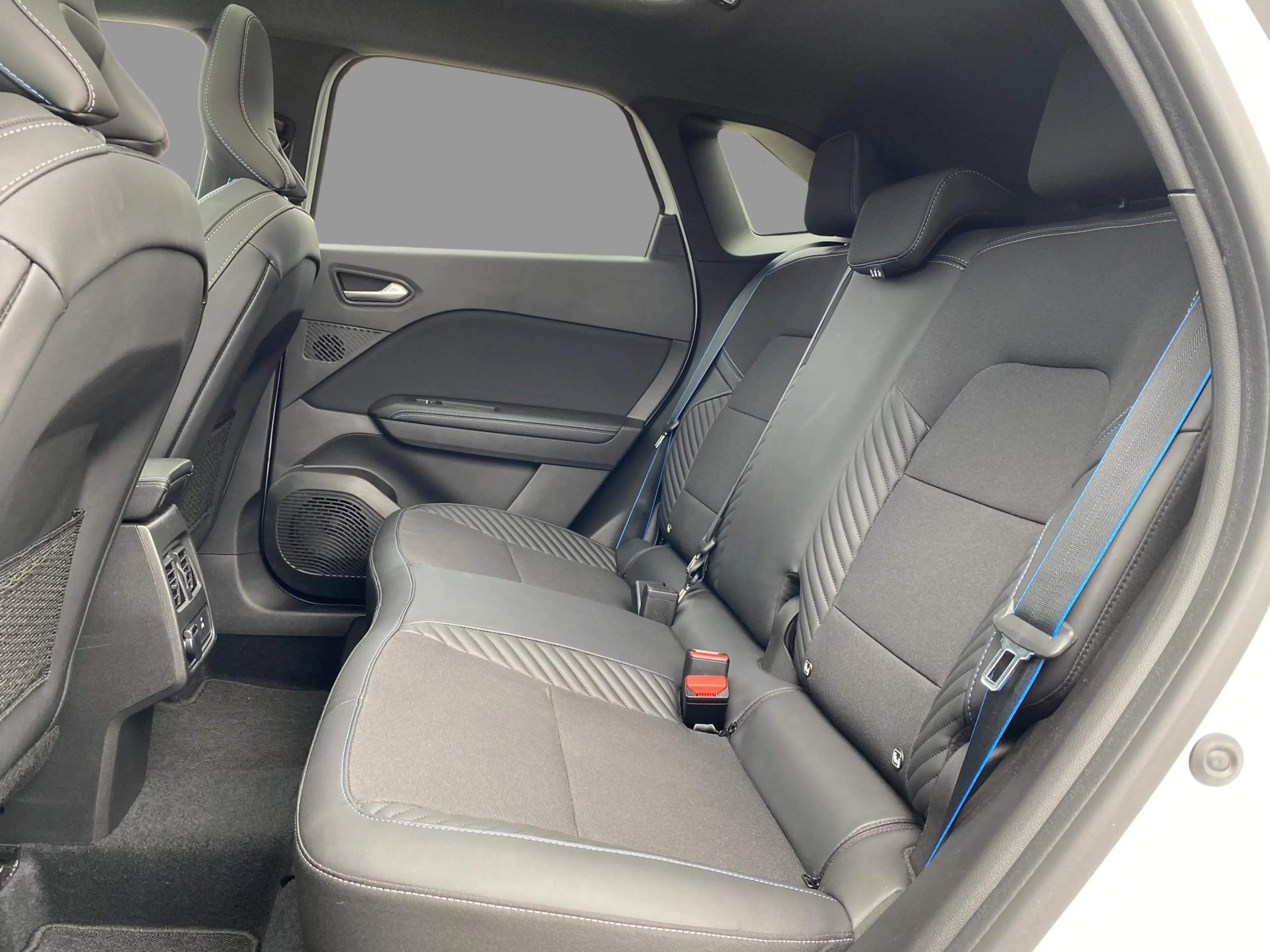 Renault Symbioz Esprit Alpine E-Tech full hybrid 145 — photo 14