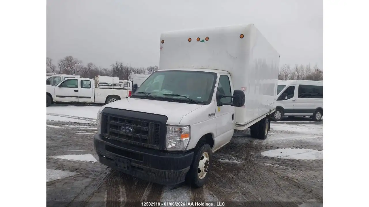 2023 Ford E-450