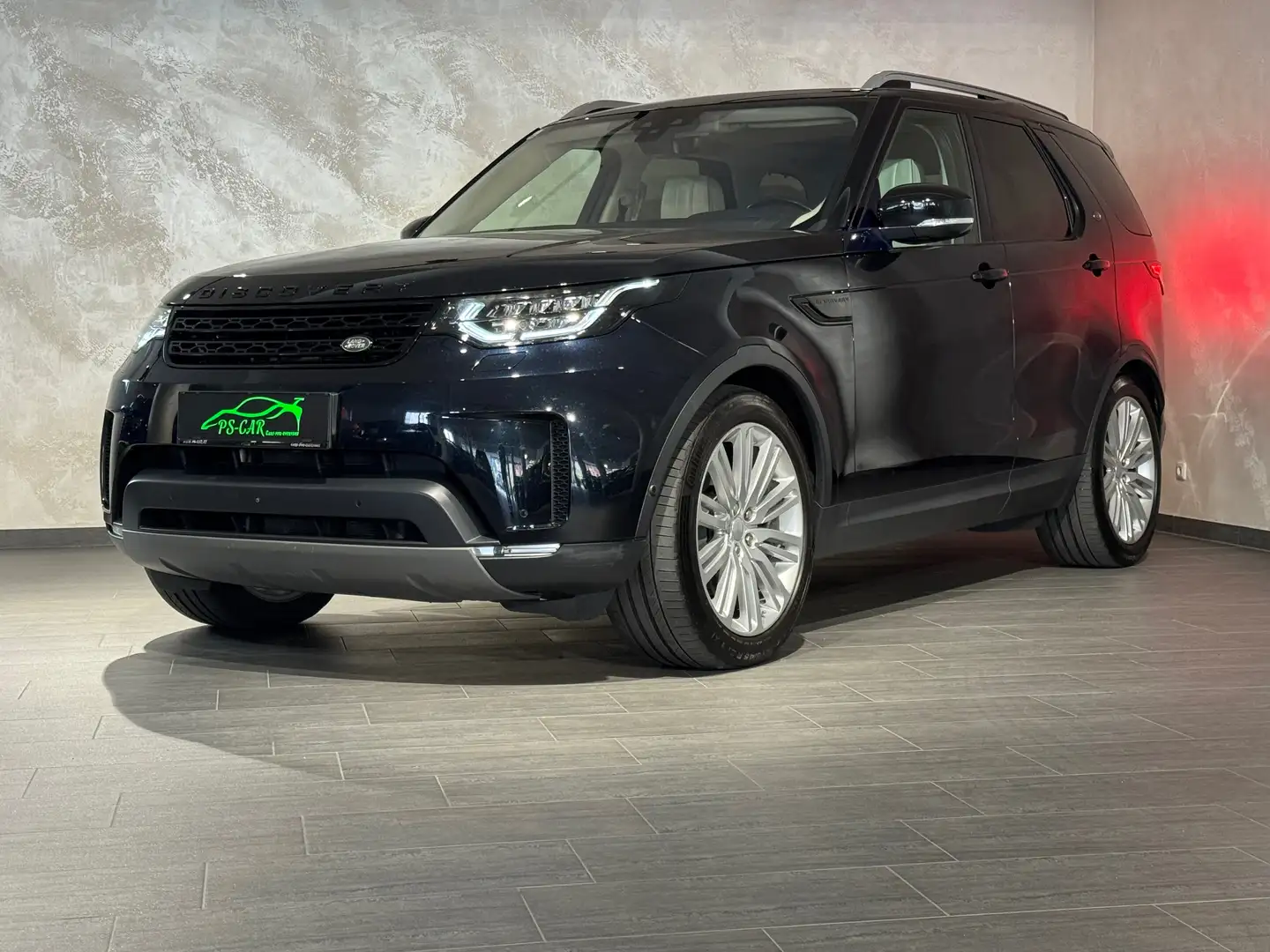 Land Rover Discovery 3.0 TDV6 First Edition**7 Sitze**MWST** Чорний - 2