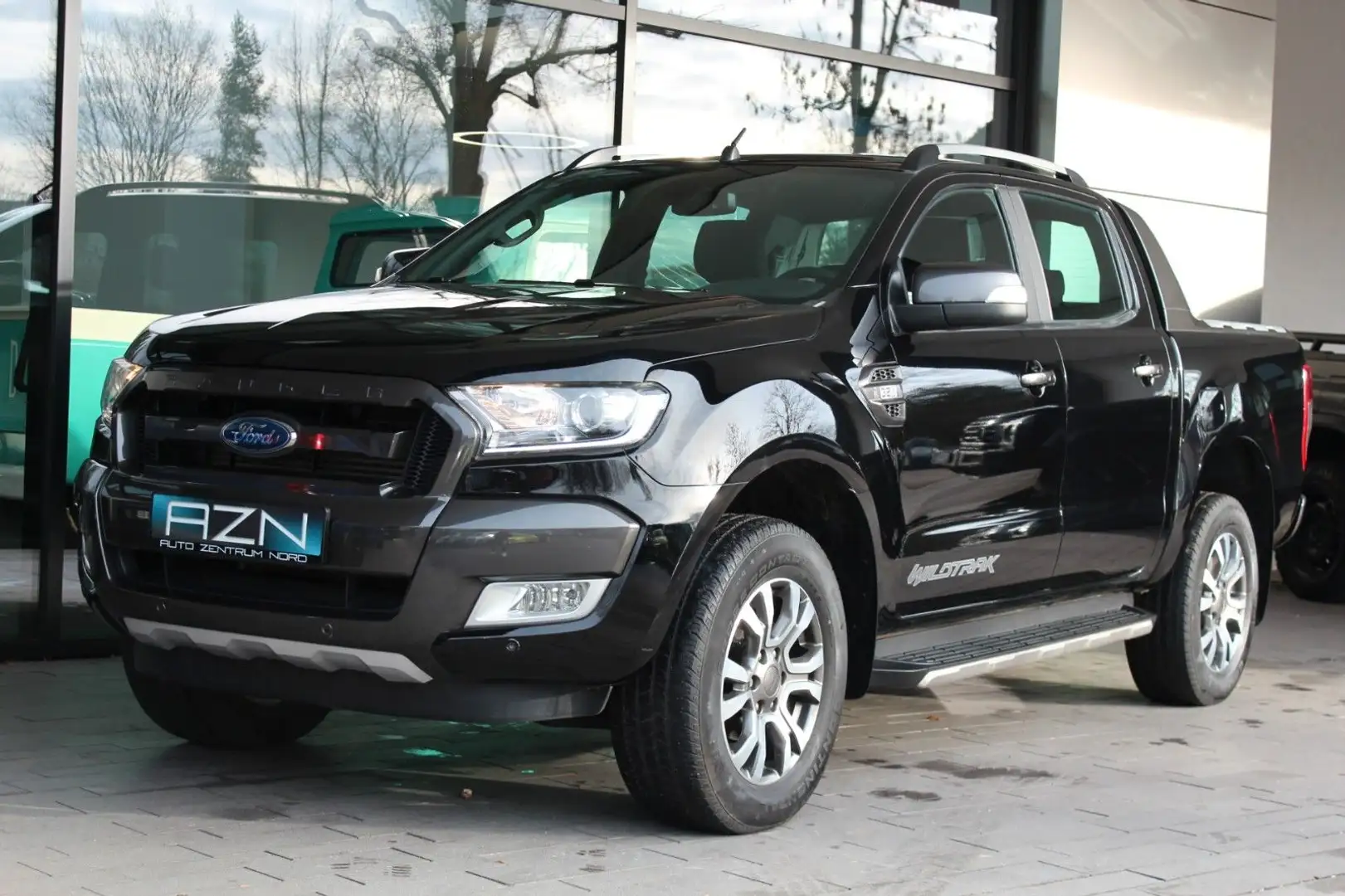 Ford Ranger 3.2 TDCi Wildtrak 4x4 mit Standheizung Noir - 2