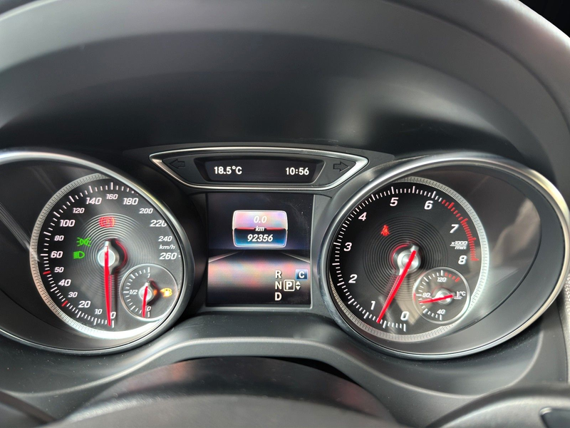 Mercedes-Benz GLA 200 CGI URBAN NAVI-KAMERA-LED-TOTWINKEL — photo 13