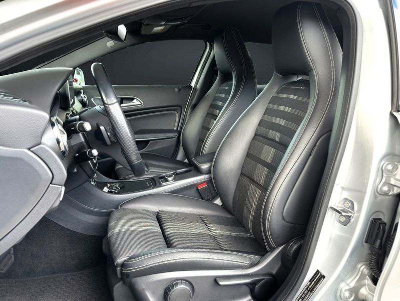 Mercedes-Benz GLA 200 CGI URBAN NAVI-KAMERA-LED-TOTWINKEL — photo 14