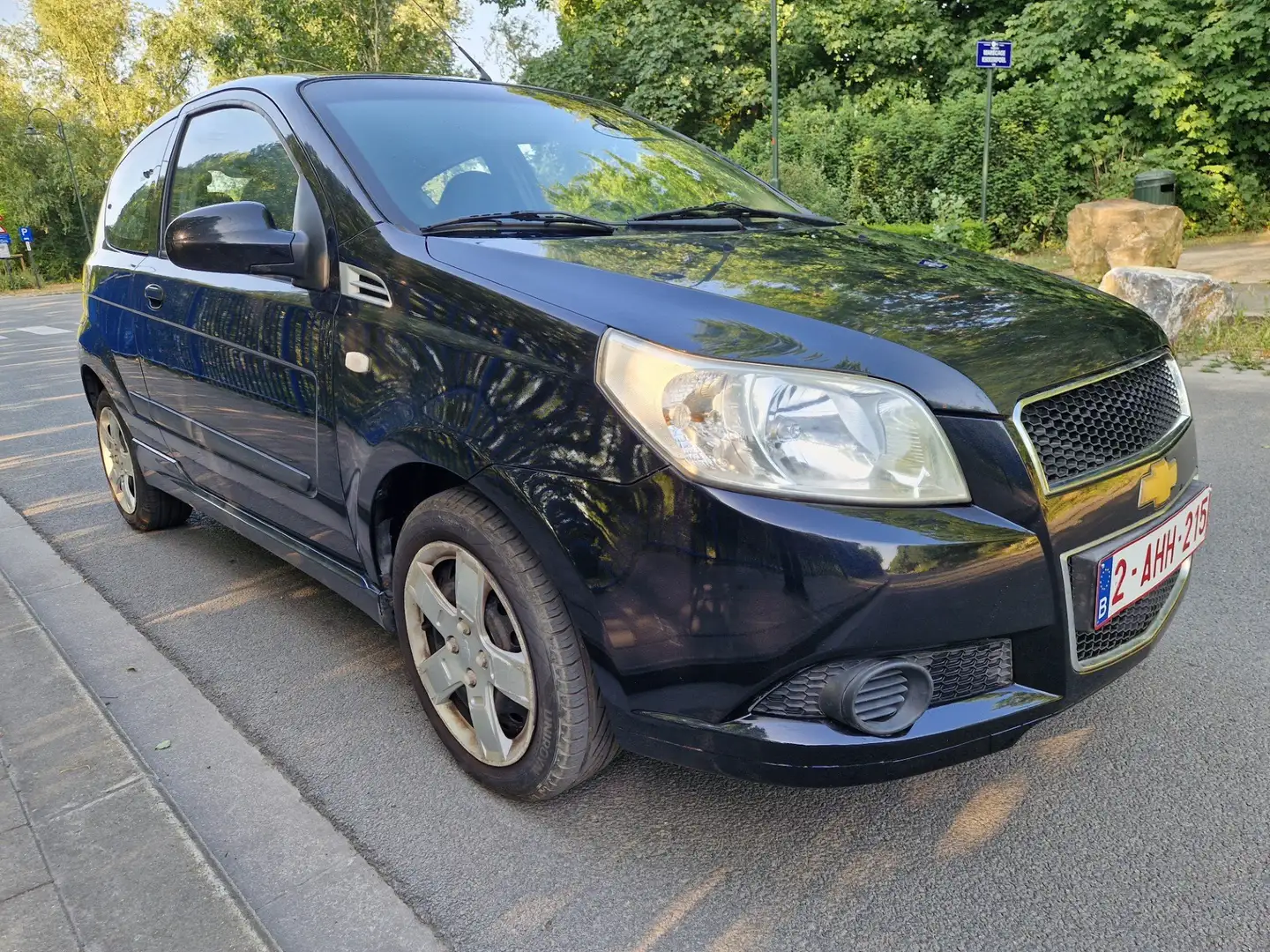 Chevrolet Aveo hatchback 1.2i LS CLIM Noir - 2
