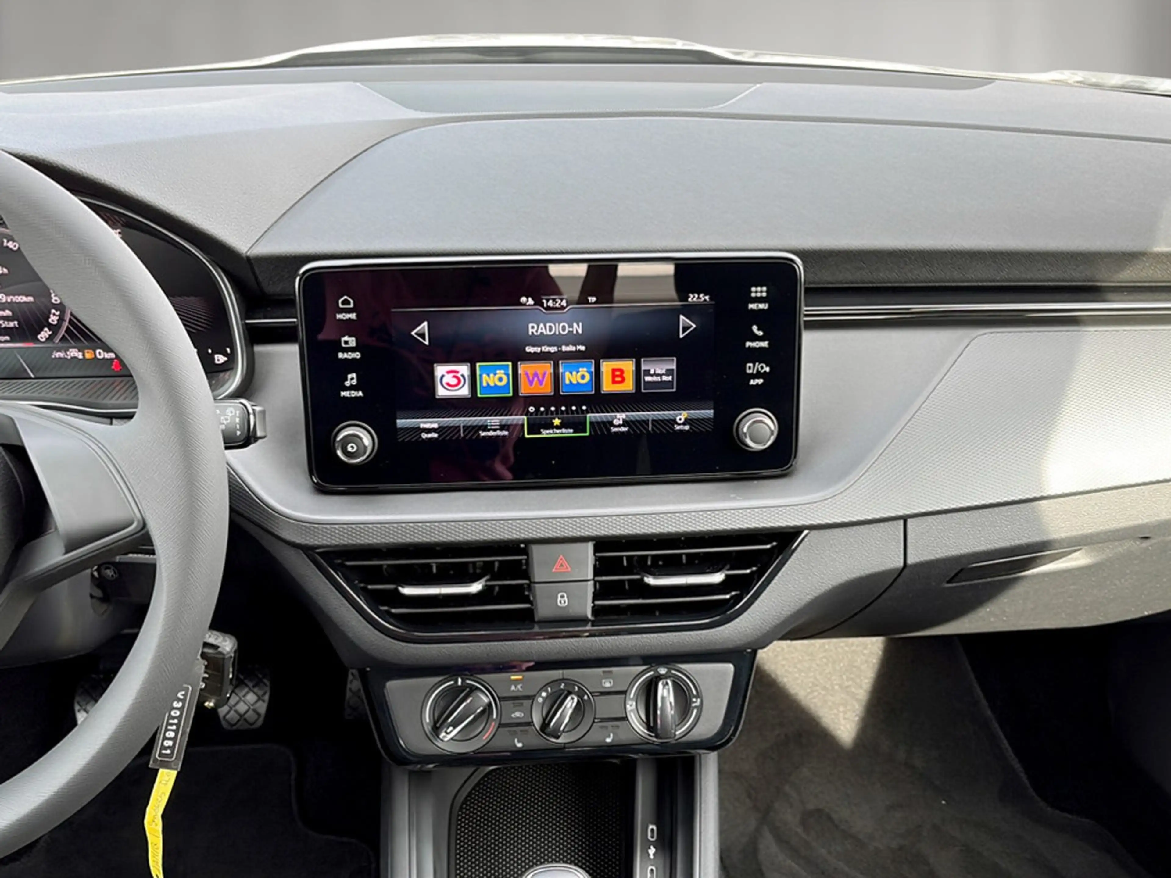 Skoda Kamiq Essence TSI — photo 10