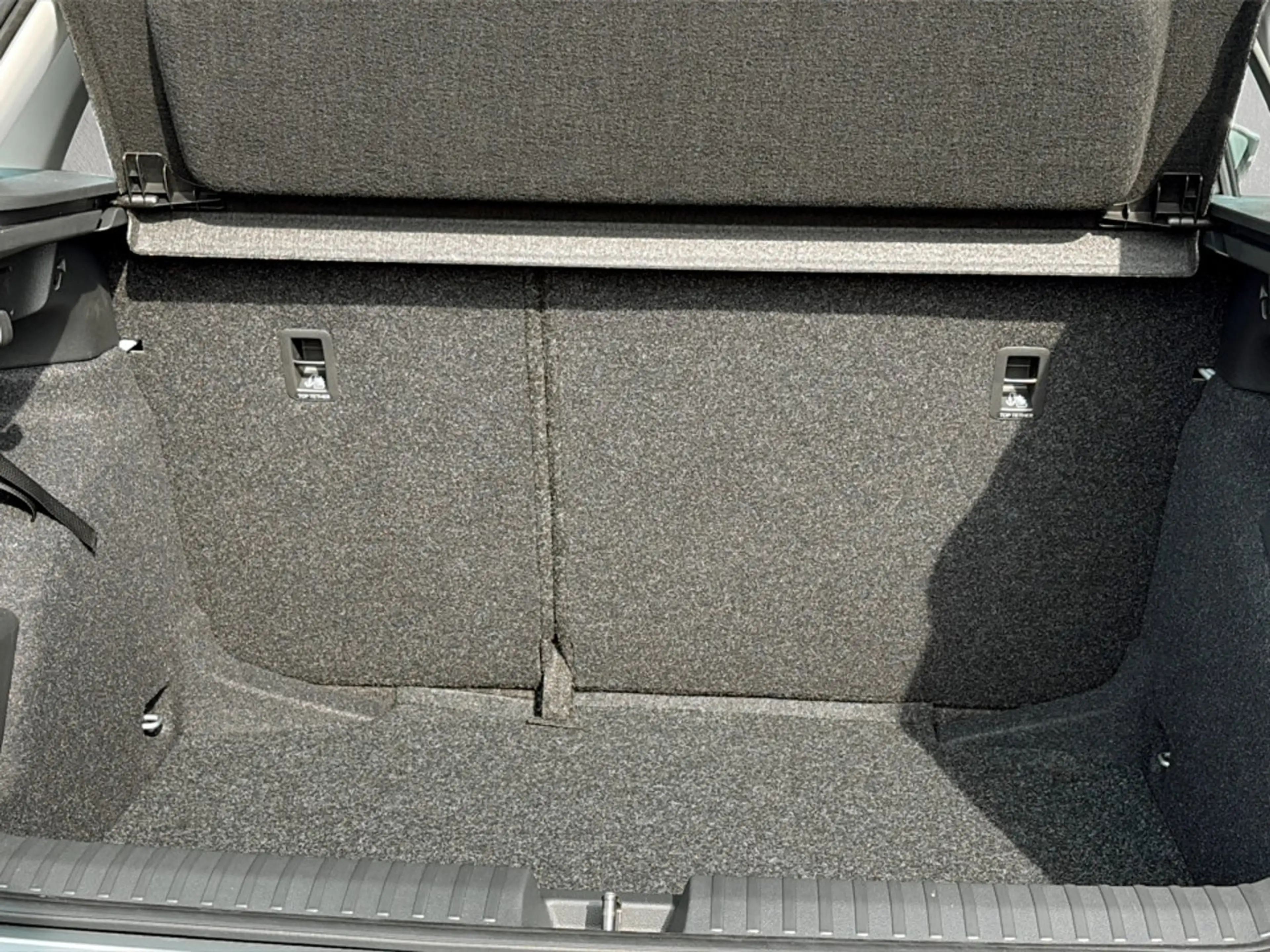 Skoda Kamiq Essence TSI — photo 13