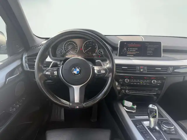BMW X5 view 7