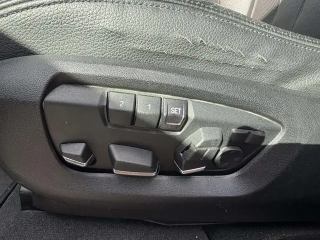 BMW X5 view 21