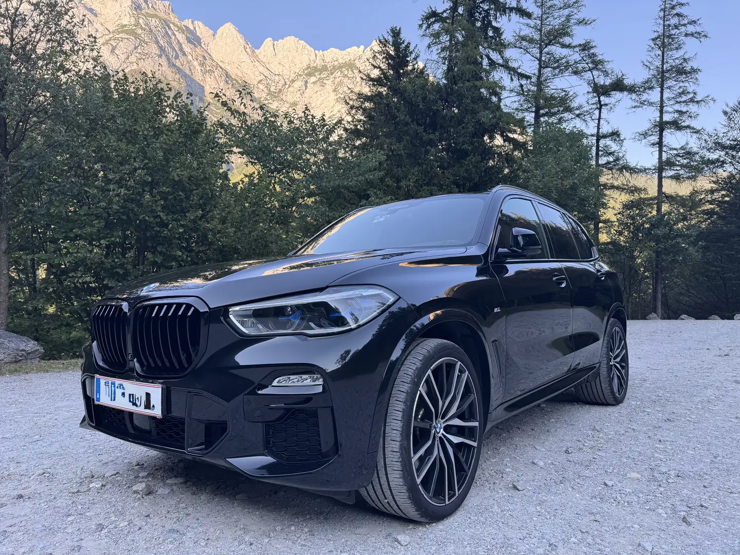 BMW X5 xDrive30d Aut. VOLL/8xBereifung/SKY Schwarz - 1