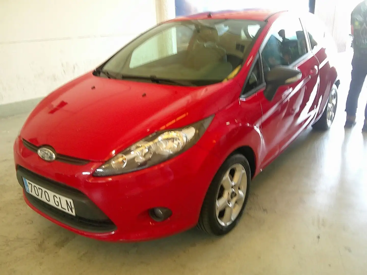 Ford Fiesta 1.6TDCi Trend Rojo - 1