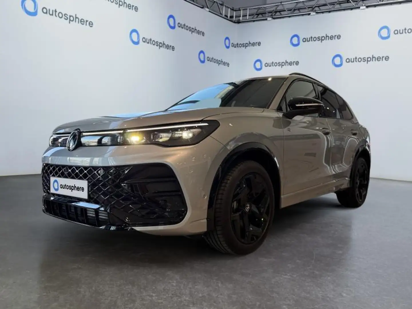 Volkswagen Tiguan R-Line Business Premium Argent - 1