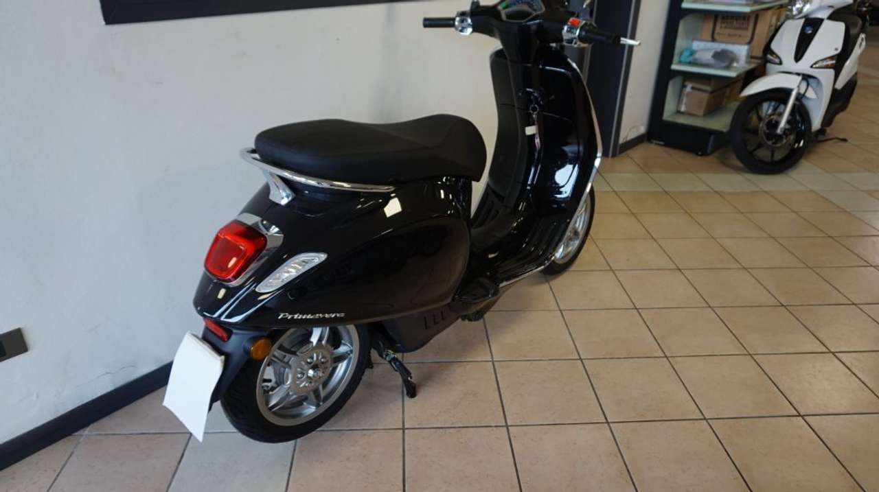 Vespa Elettrica 45 KM/H