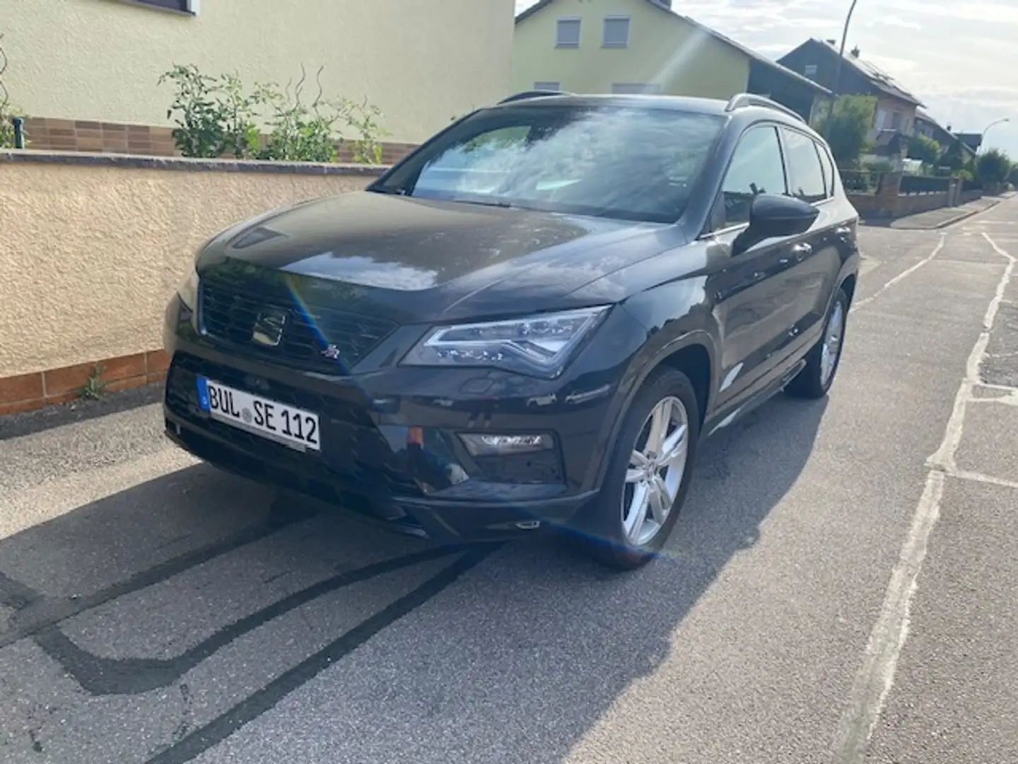 SEAT Ateca Ateca 2.0 TDI 4Drive FR AHK DSG Schwarz - 1