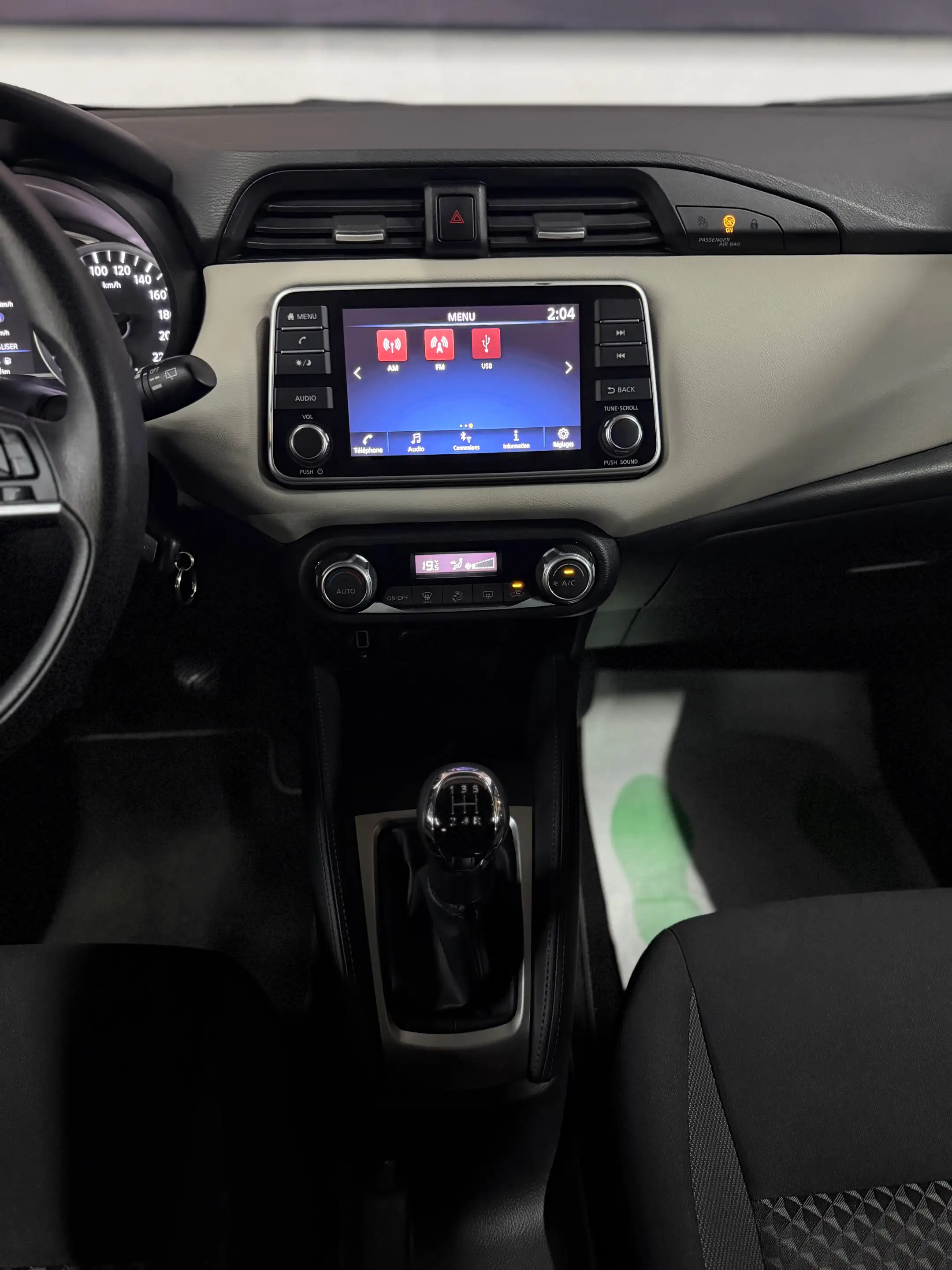 Nissan Micra Micra 1.0 IG-T N-Design — photo 9