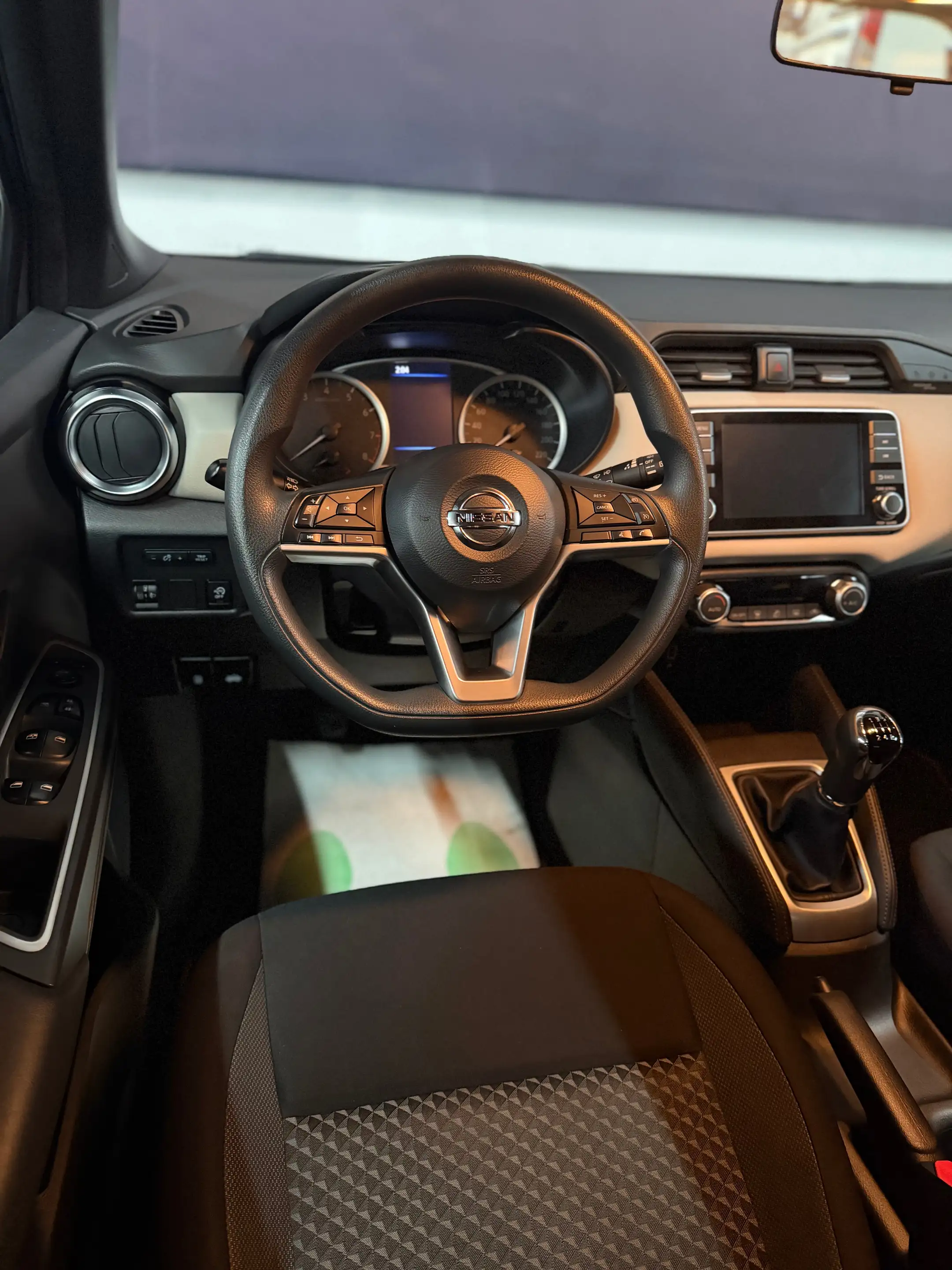 Nissan Micra Micra 1.0 IG-T N-Design — photo 6