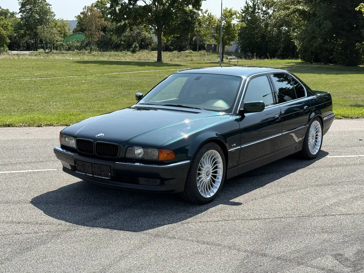 BMW 750 750i E38 V12 „Oxfordgrün-Metallic“Xenon“Vol Grün - 2