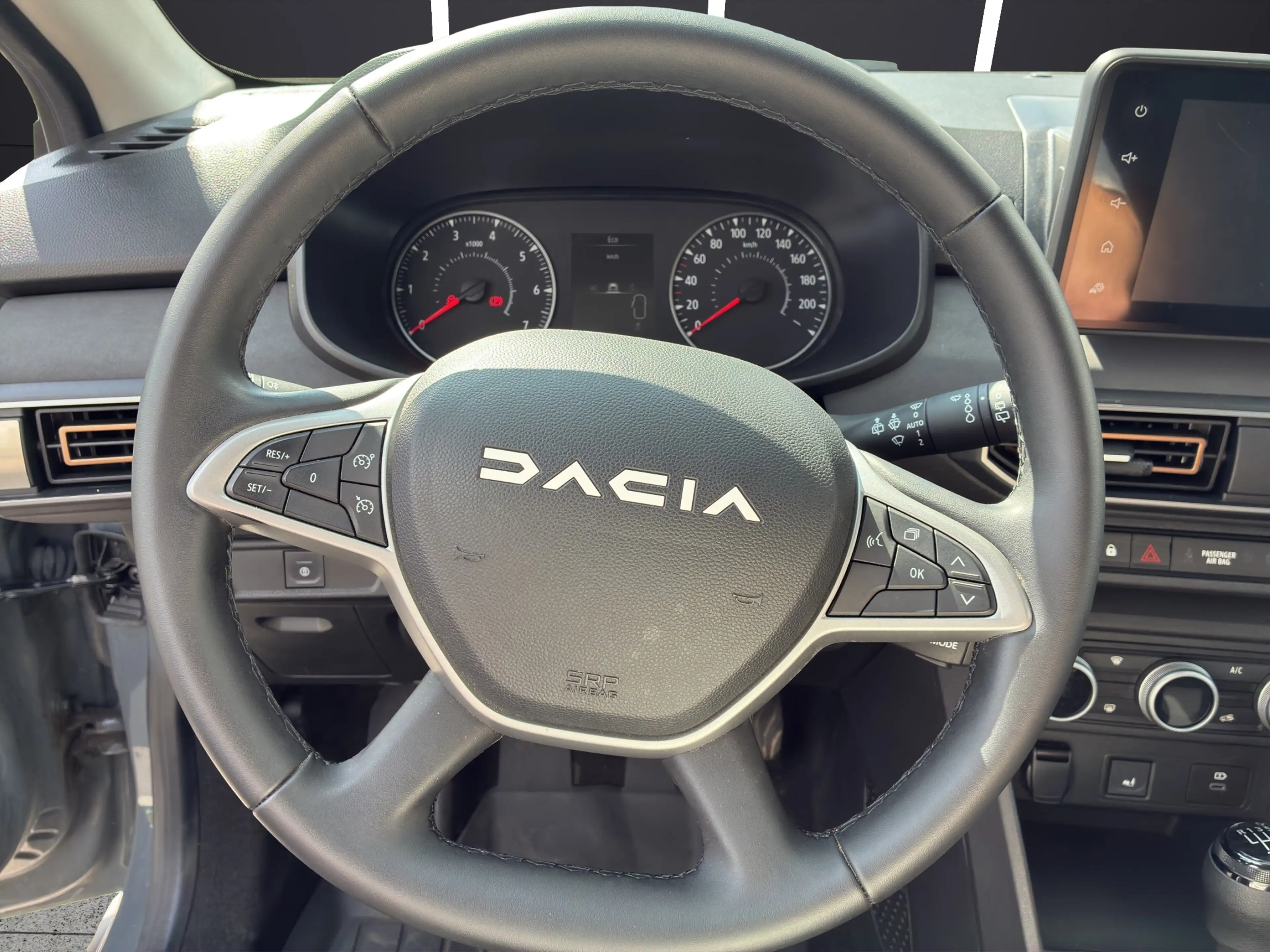Dacia Jogger 1.0 TCe 110 Extreme+  *Klimaautomatik*PDC* — photo 10