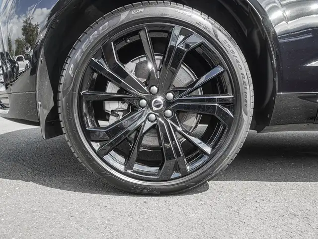 Volvo XC60 view 7