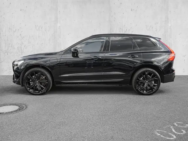 Volvo XC60 view 5