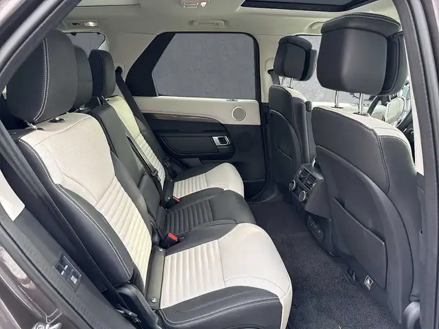 Land Rover Discovery view 5