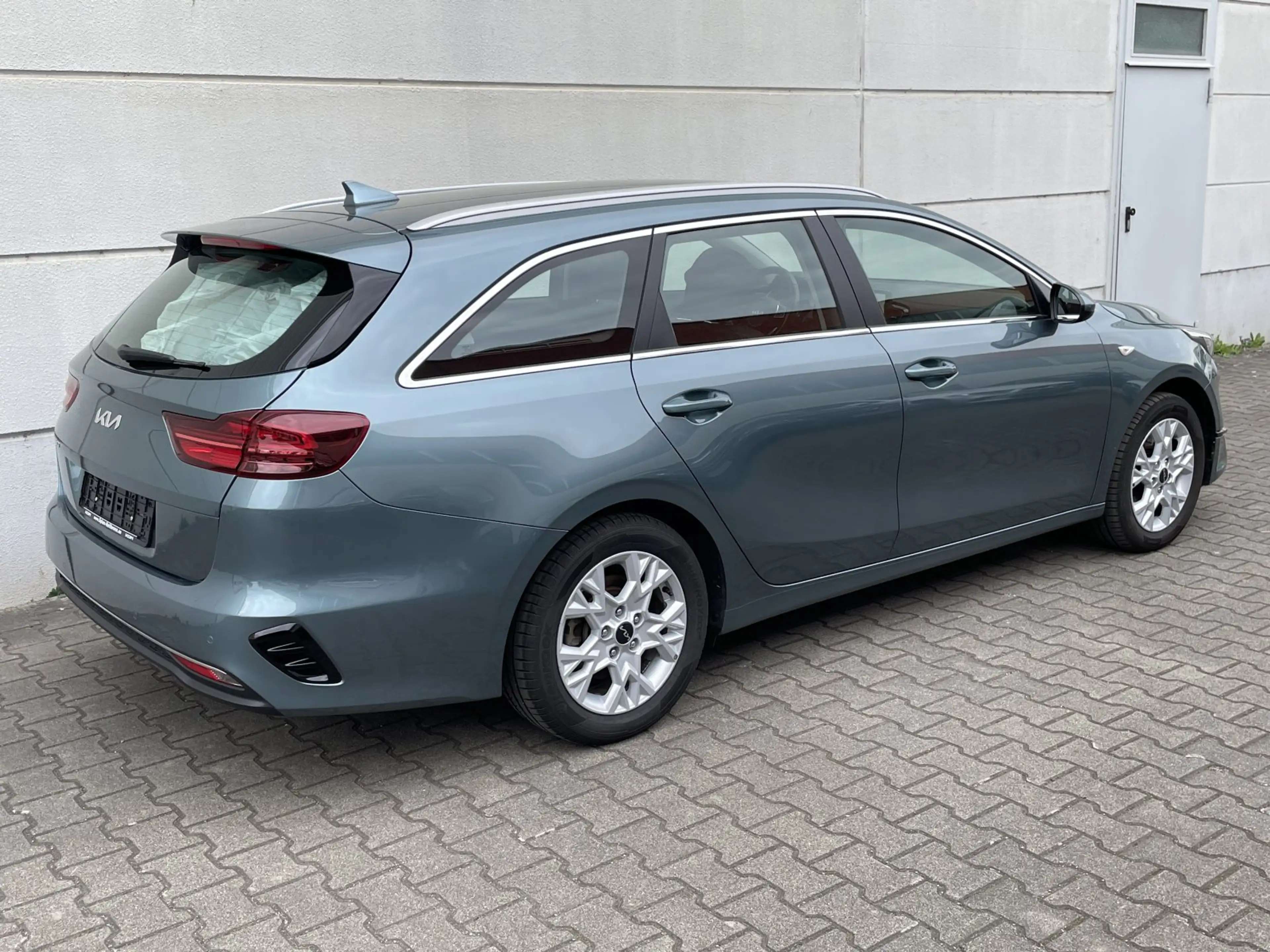 Kia Ceed / cee'd ceed Sportswagon 1.6 CRDi DCT Mild Hybrid  Vision — photo 3