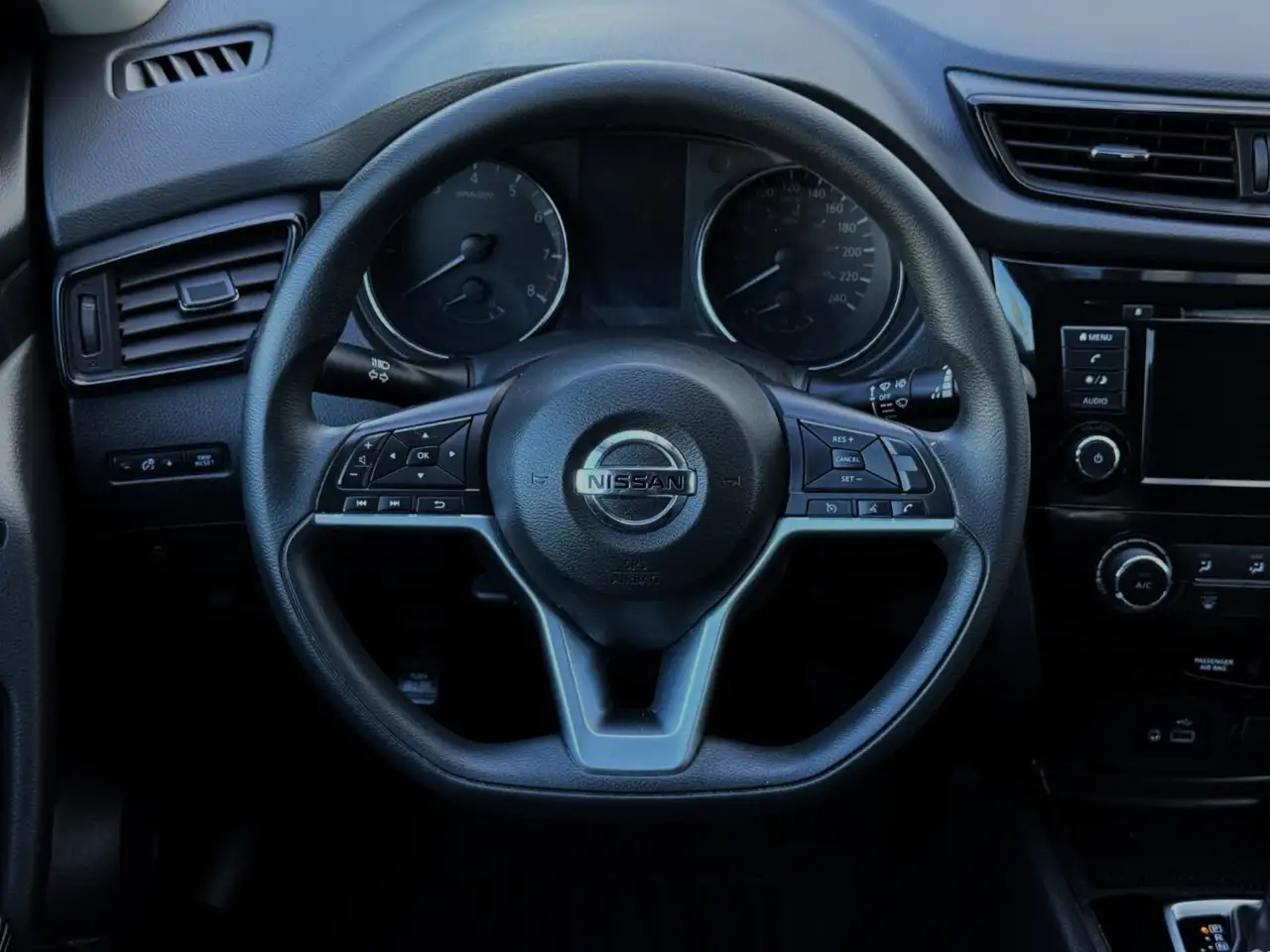 Nissan Rogue photo Nissan Rogue