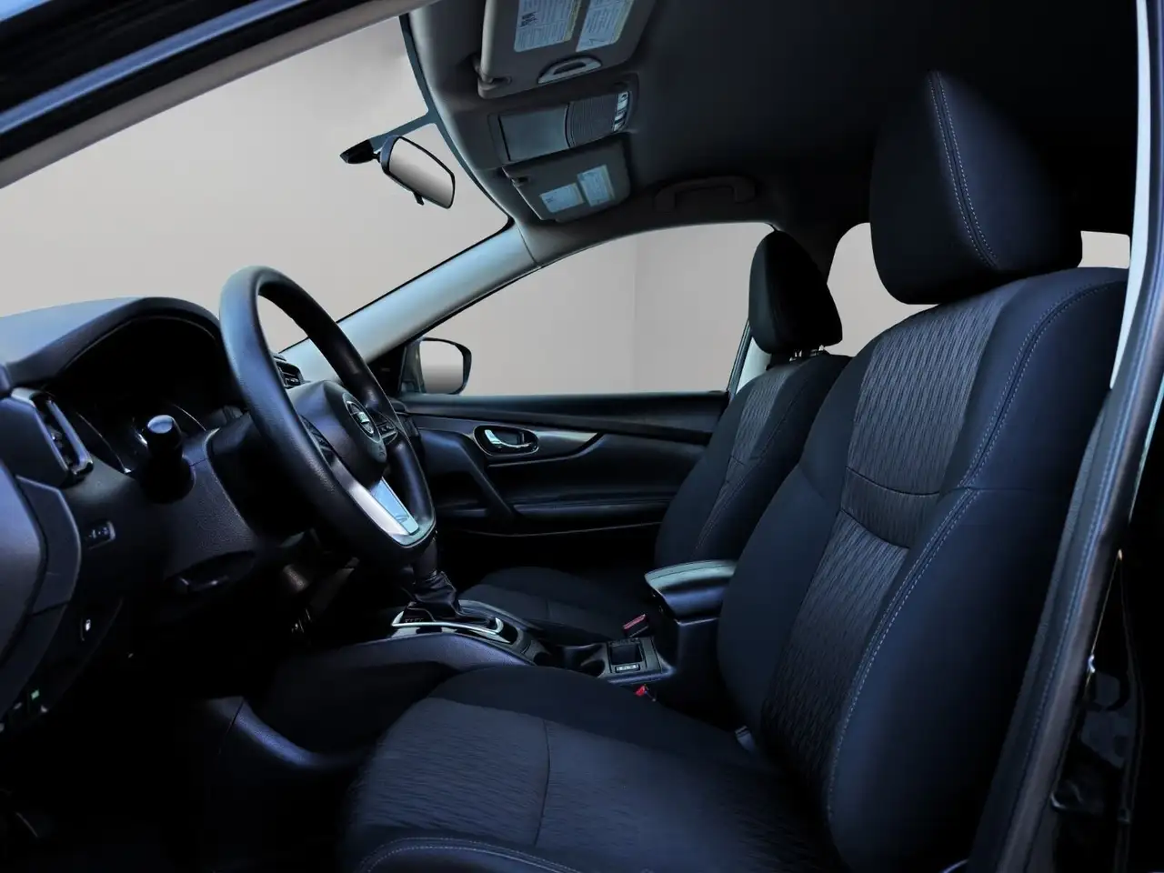 Nissan Rogue photo Nissan Rogue