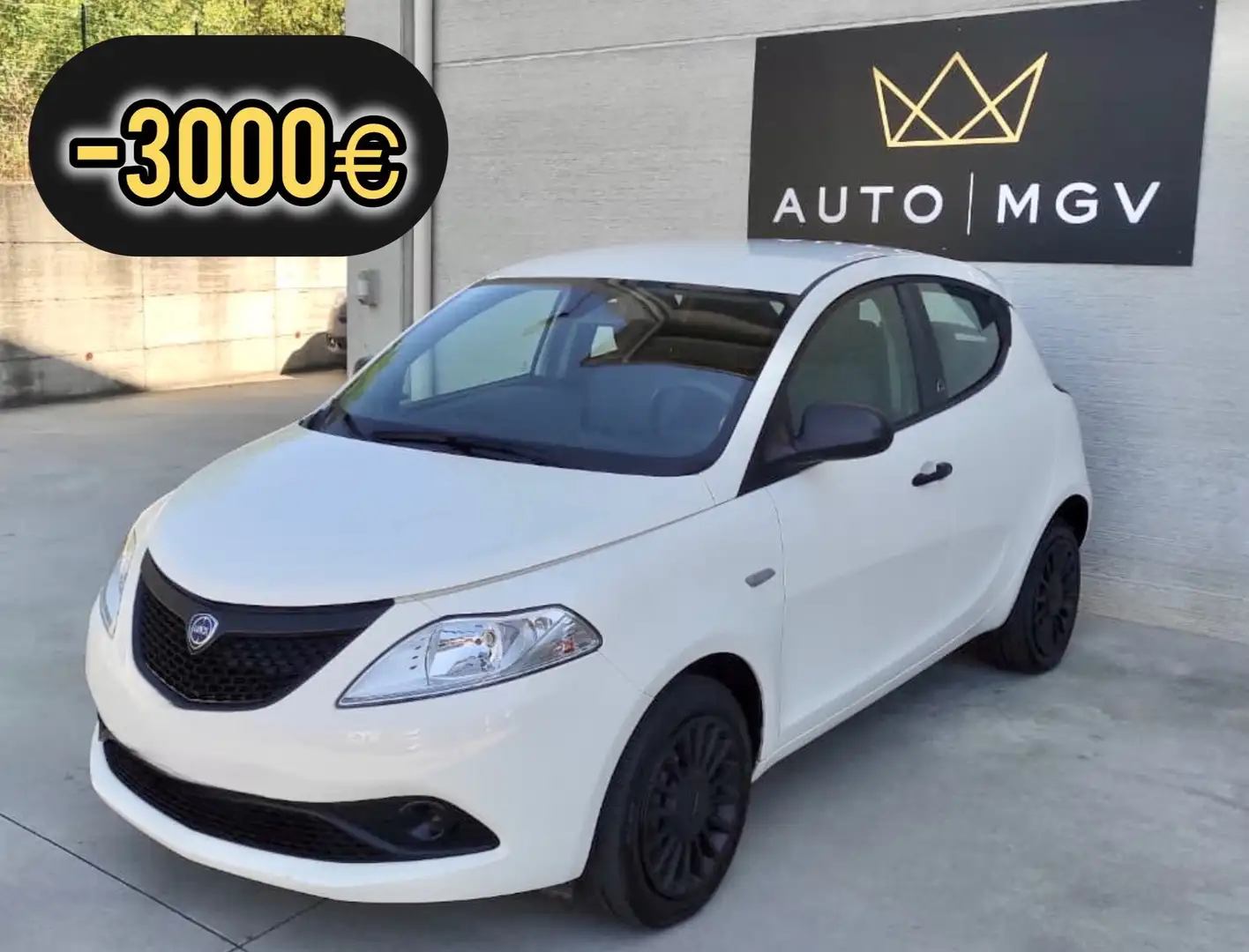 Lancia Ypsilon Ypsilon 1.0 firefly hybrid Silver s&s 70cv * PROMO Fehér - 1