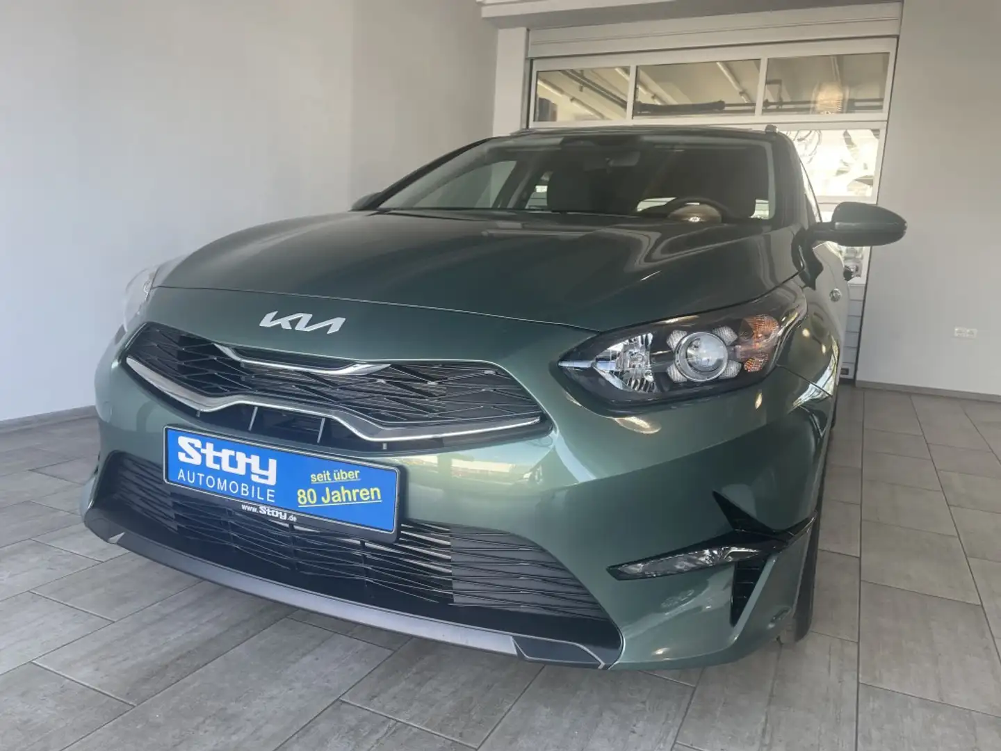 Kia Ceed SW / cee'd SW MJ25 1.5 T-GDI DCT Navi Kamera SHZ PDC Grün - 2
