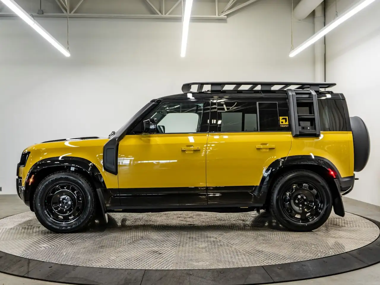 Land Rover Defender photo Land Rover Defender