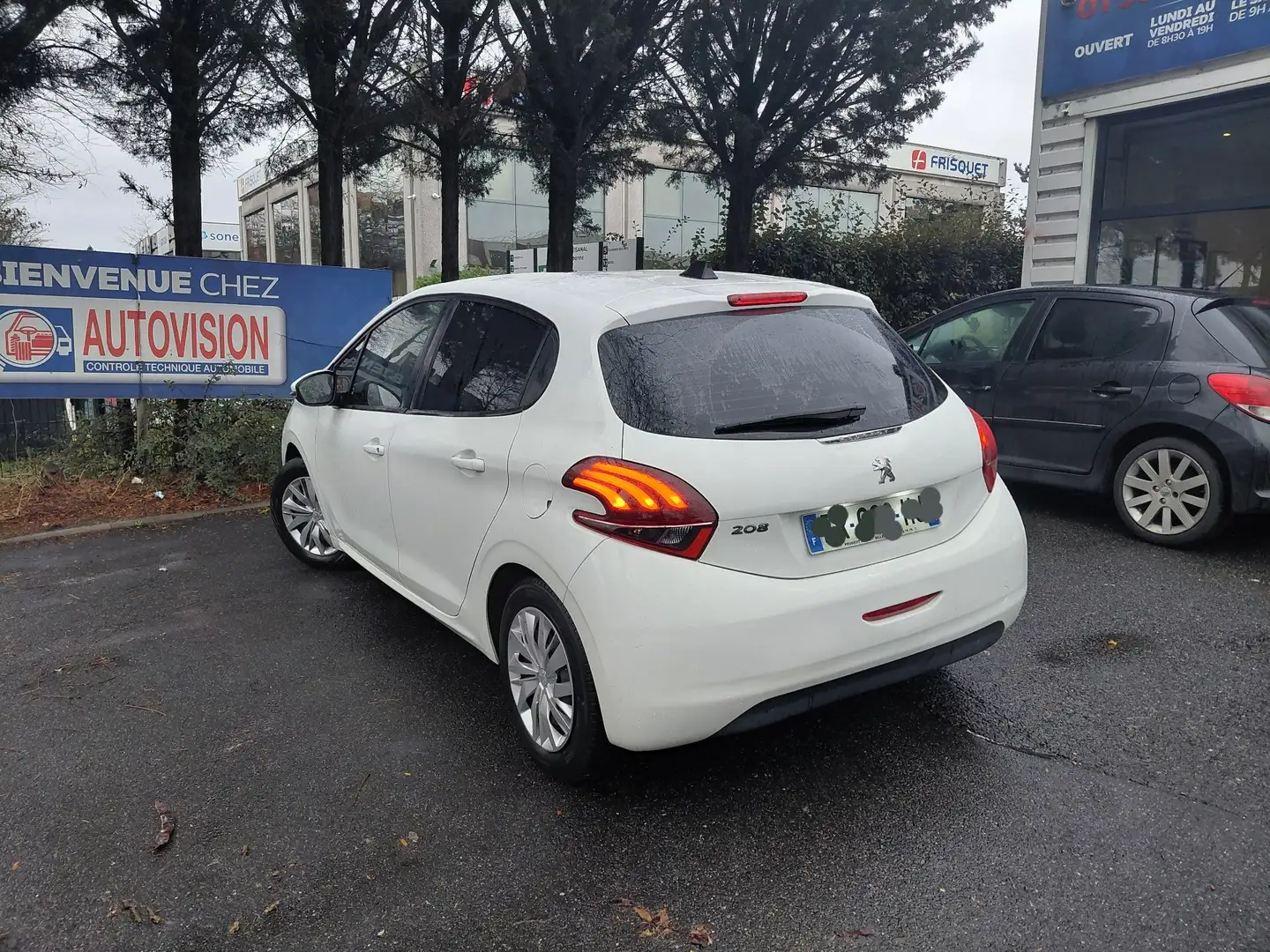 Peugeot 208 1.6 BlueHDi 75ch BVM5 Active - 2