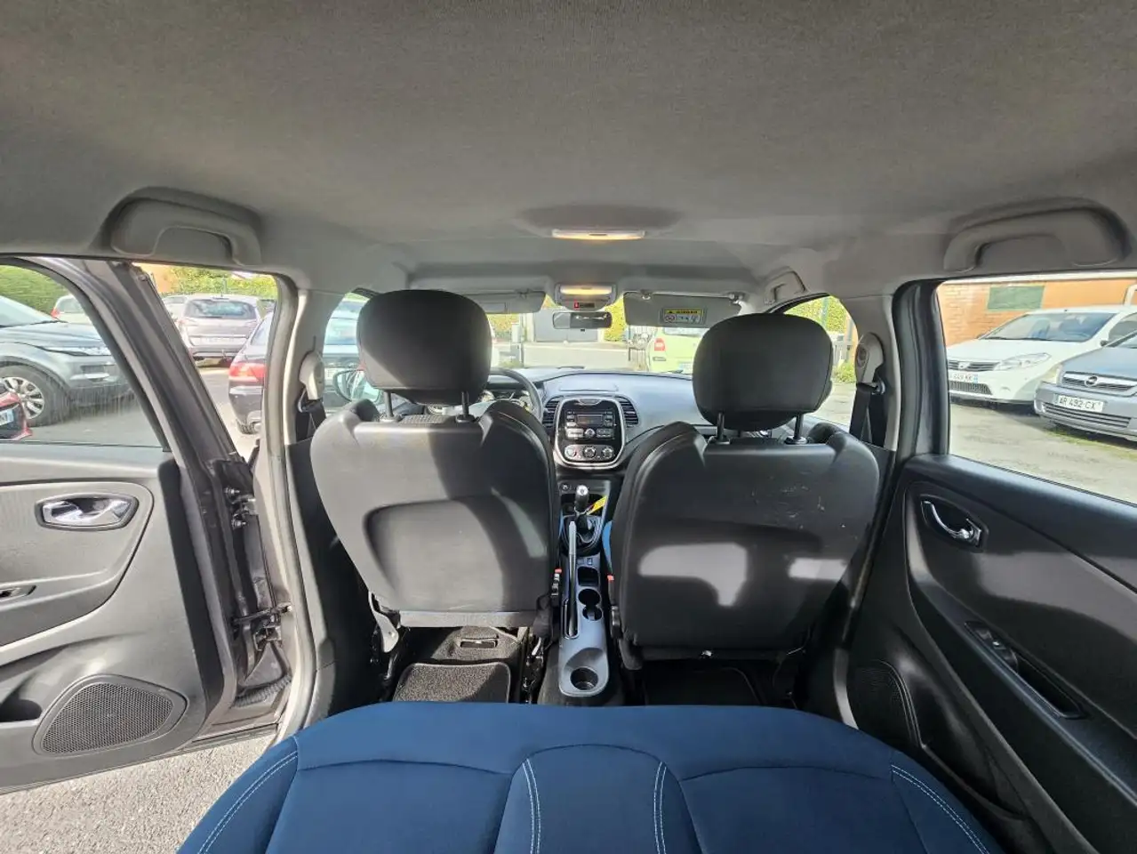 Renault Captur — photo 5