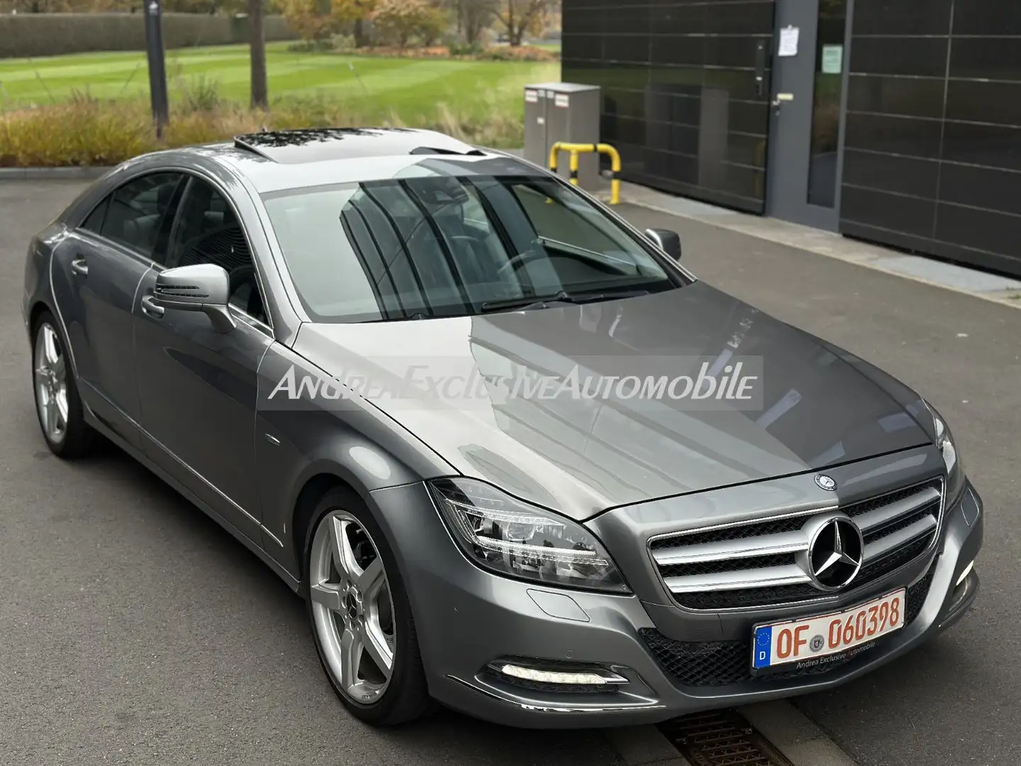 Mercedes-Benz CLS 350 CDI BE Sportpaket 19 Zoll AMG Felgen Silber - 2