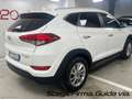 Hyundai TUCSON 1.7 CRDi XPossible Blanc - thumbnail 3