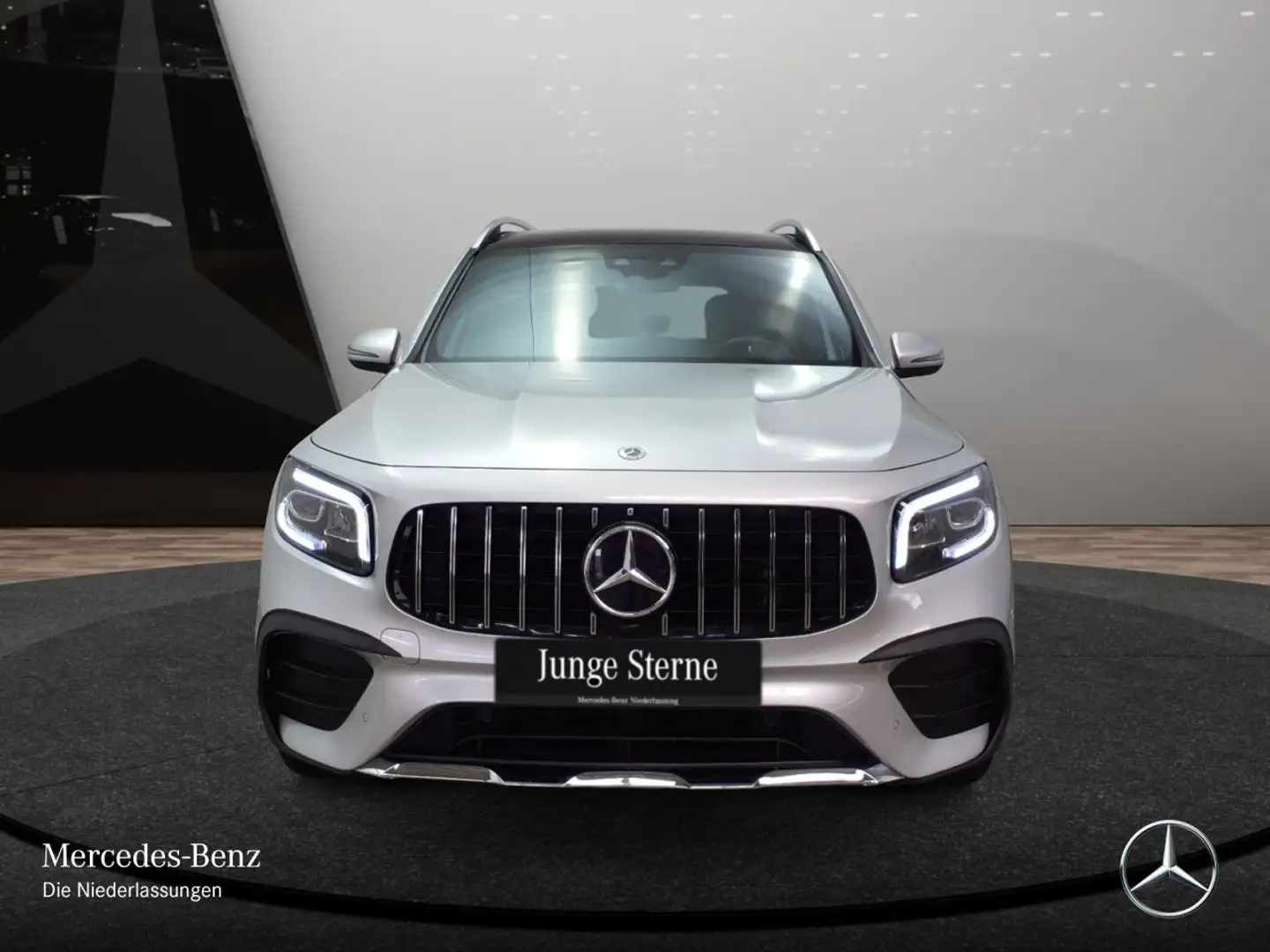 Mercedes-Benz GLB 200 AMG+PANO+LED+KAMERA+TOTW+7G Silber - 2