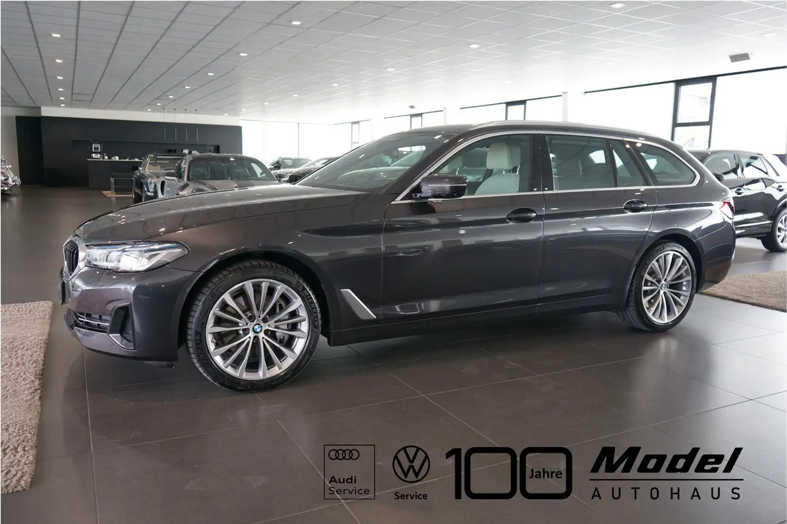 BMW 540 i xDrive | Pano | Laserlicht | Massage | AHK Szary - 1