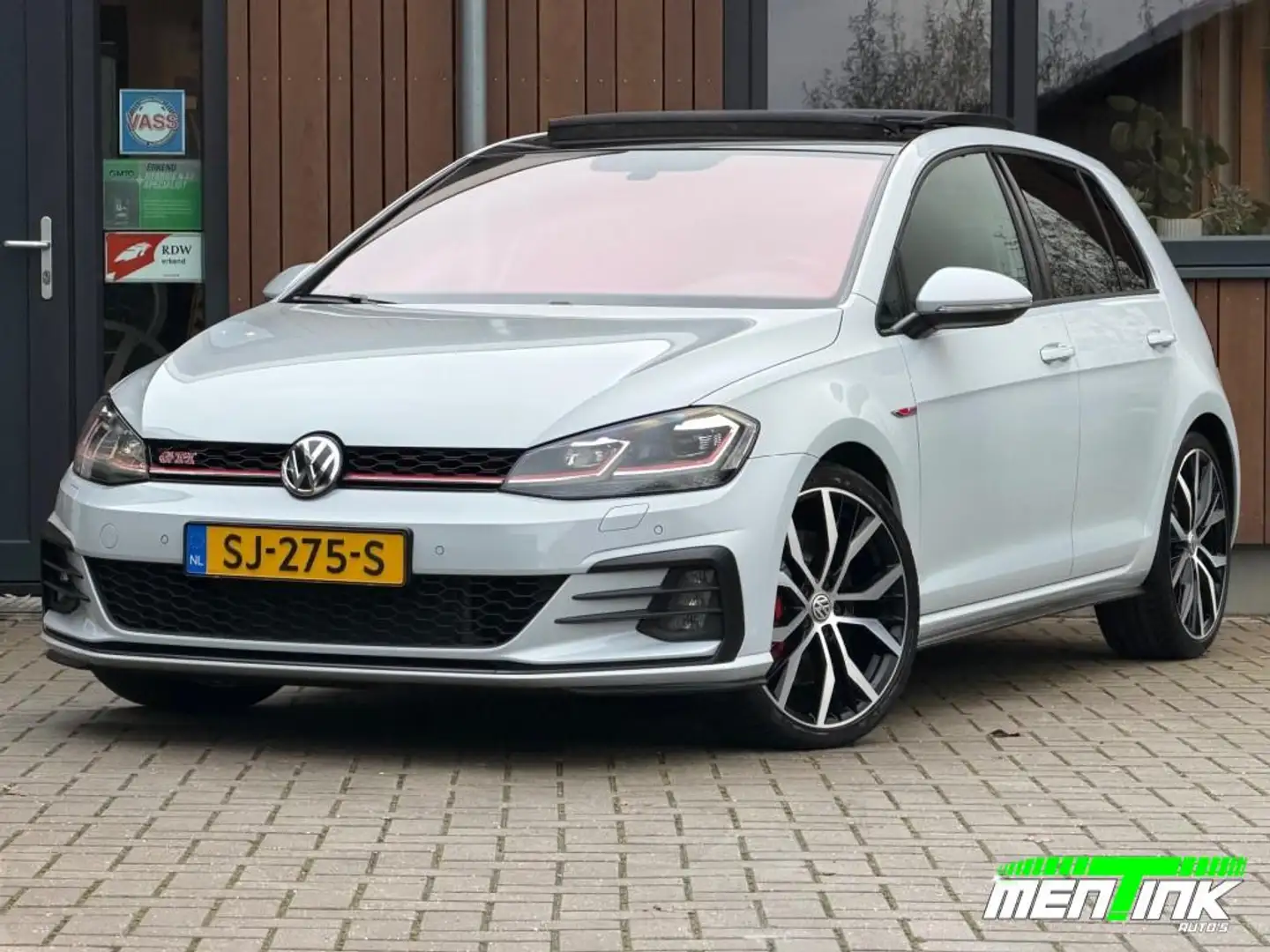 Volkswagen Golf 2.0 TSI GTI PERF. Pano Honeyco. Camera 19'' Dynaud Blanco - 1