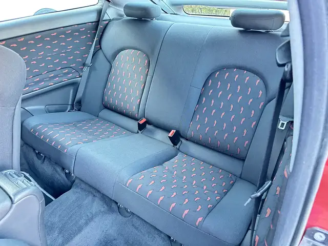 Mercedes-Benz C view 13