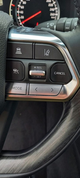 Toyota Land Cruiser 300~70thANV+NEU+EUreg+RearTV+415HP+VOLL+HUD — photo 15