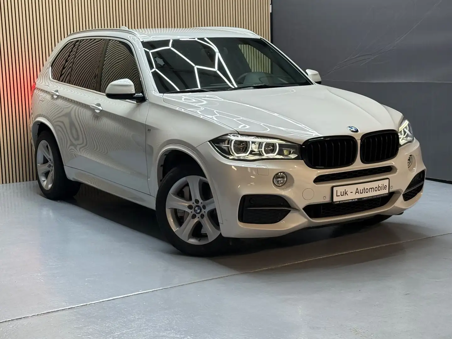 BMW X5 M50 d°SoftCloseTüren°LückenlosesScheckheft° Weiß - 2