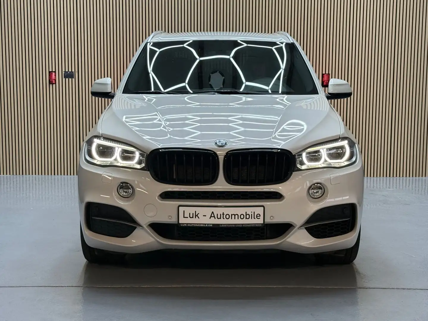 BMW X5 M50 d°SoftCloseTüren°LückenlosesScheckheft° Weiß - 1