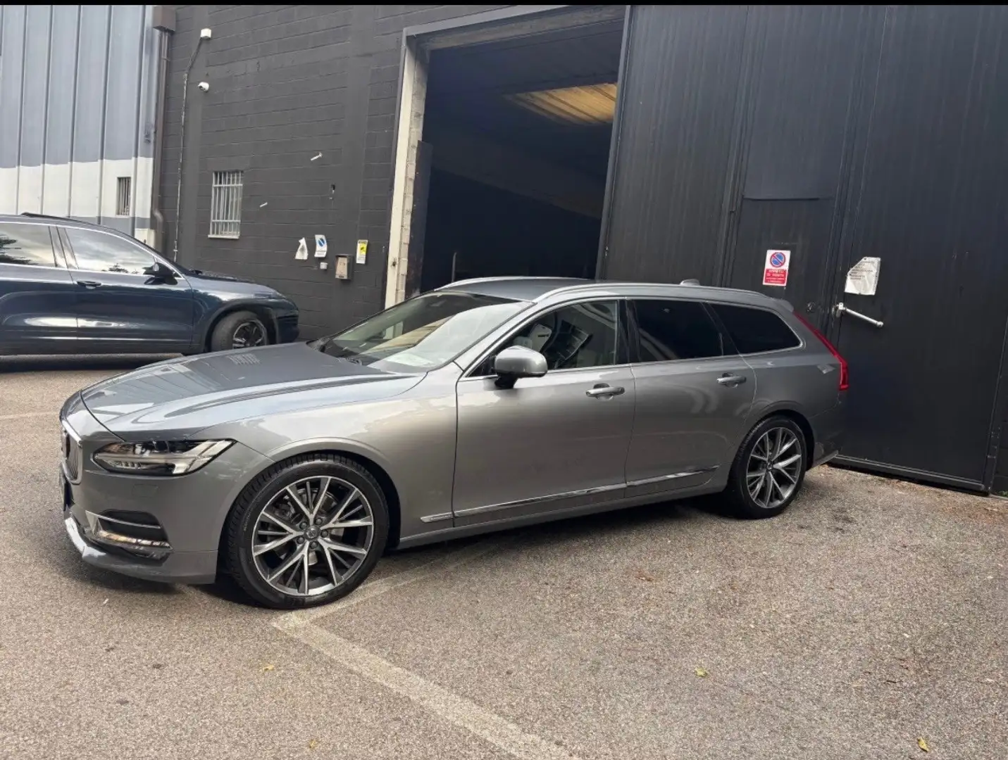 Volvo V90 V90 2016 2.0 d4 Inscription awd geartronic Grigio - 2