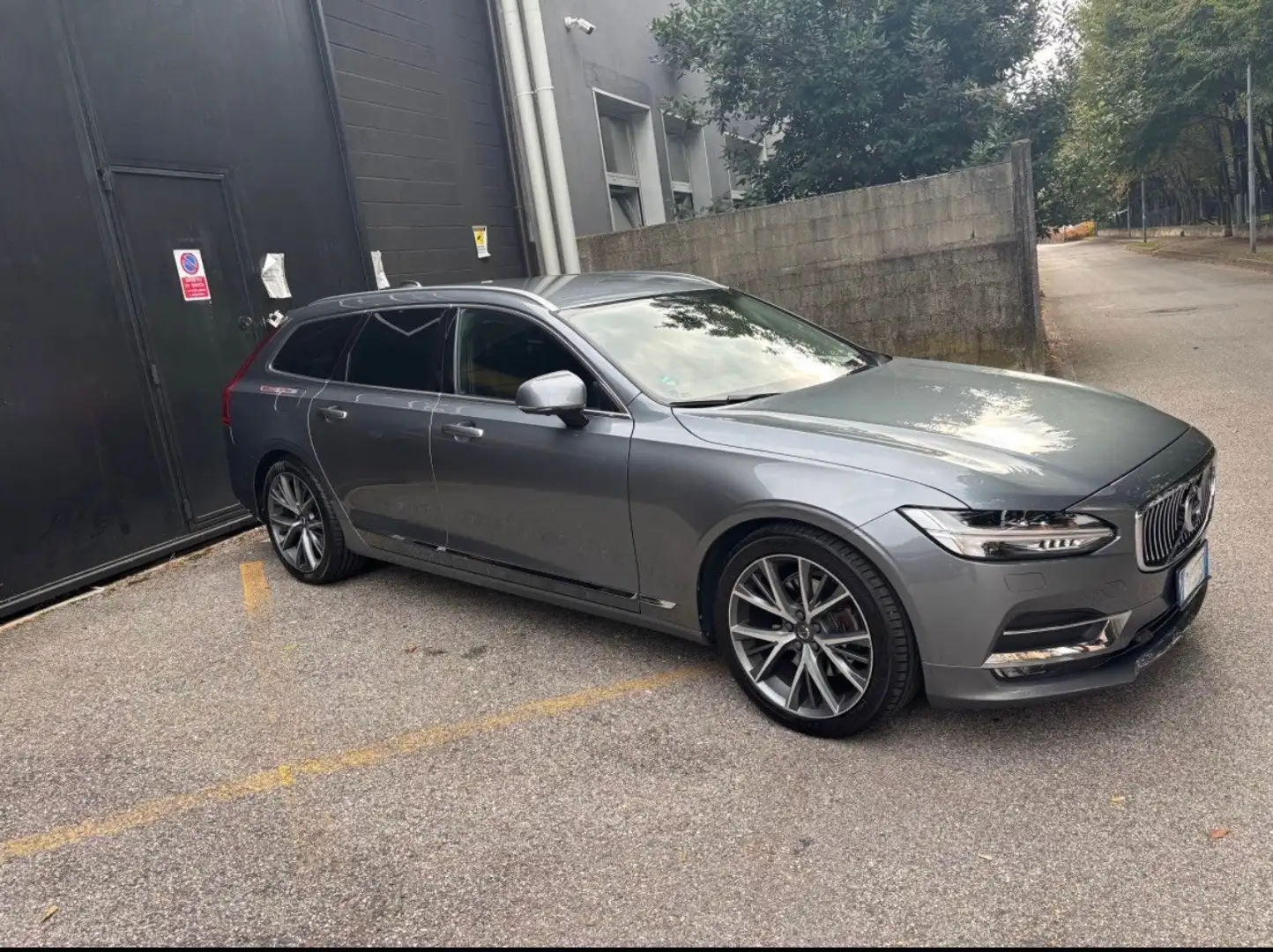 Volvo V90 V90 2016 2.0 d4 Inscription awd geartronic Grigio - 1