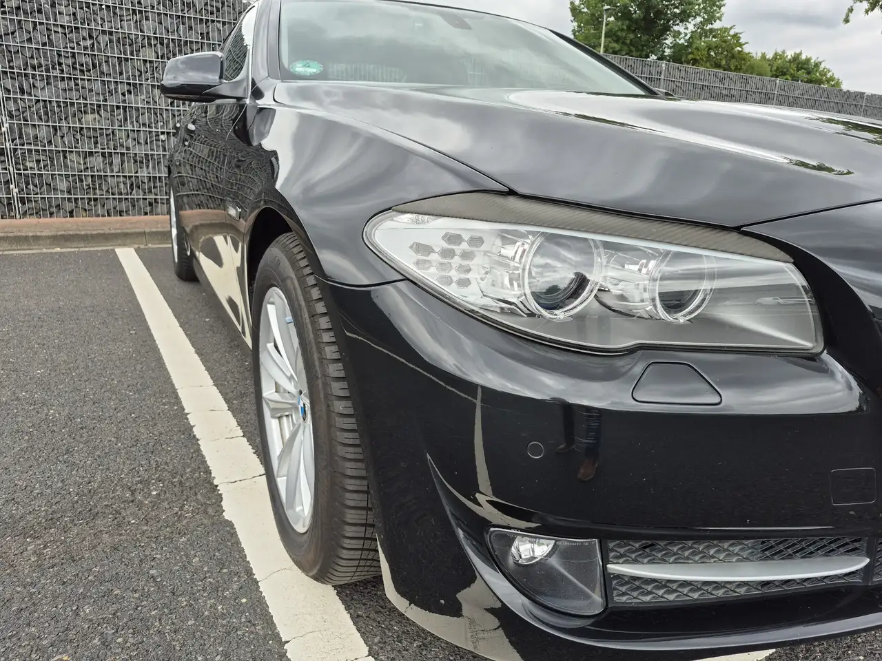 BMW 525