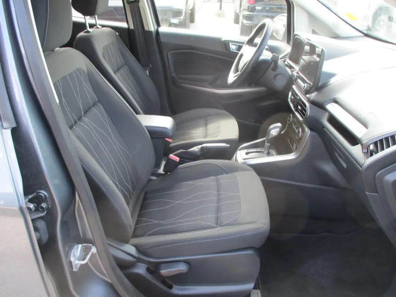 Ford EcoSport снимка Ford EcoSport