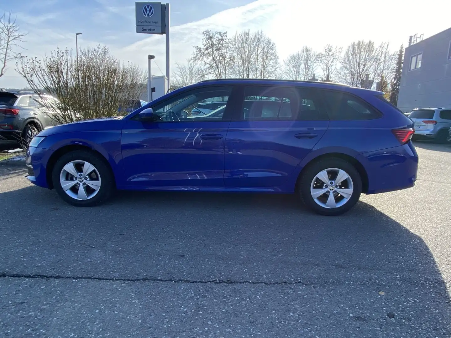 Skoda Octavia Combi 1.5 TSI Selection NAVI+LED+SMART-L Blau - 2