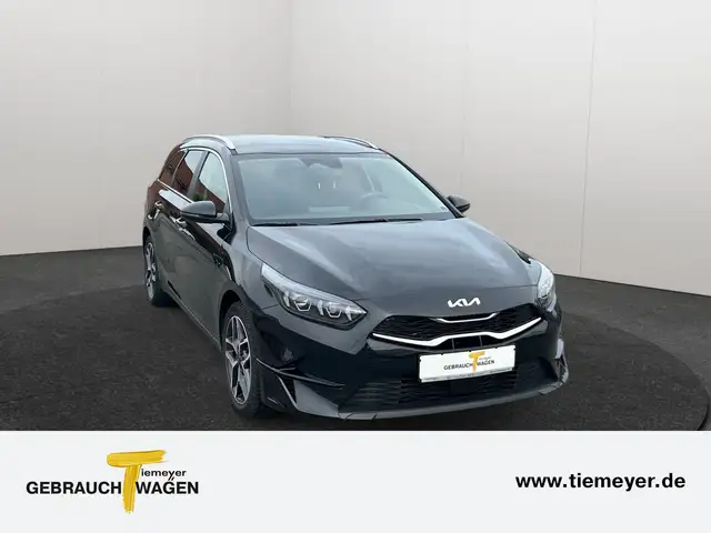 Kia Ceed view 3