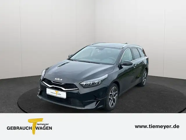 Kia Ceed main image