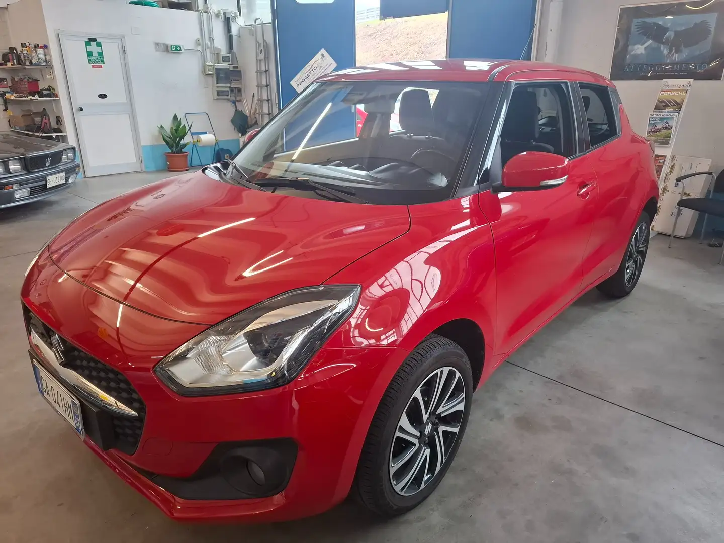 Suzuki Swift 1.2h Top 4wd allgrip -PARI AL NUOVO-GARANZIA Rosso - 1