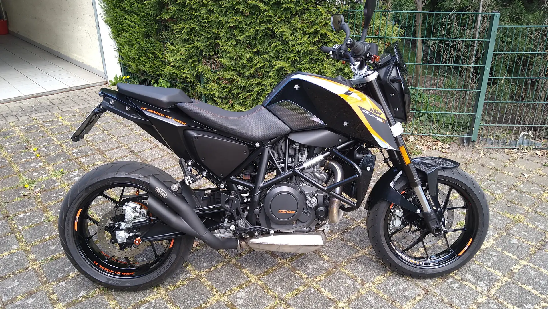KTM 690 Duke Negru - 1