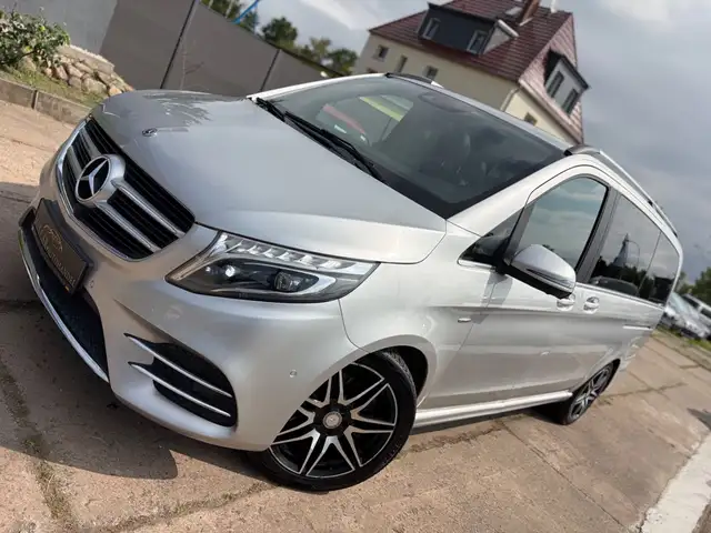 Mercedes-Benz 300